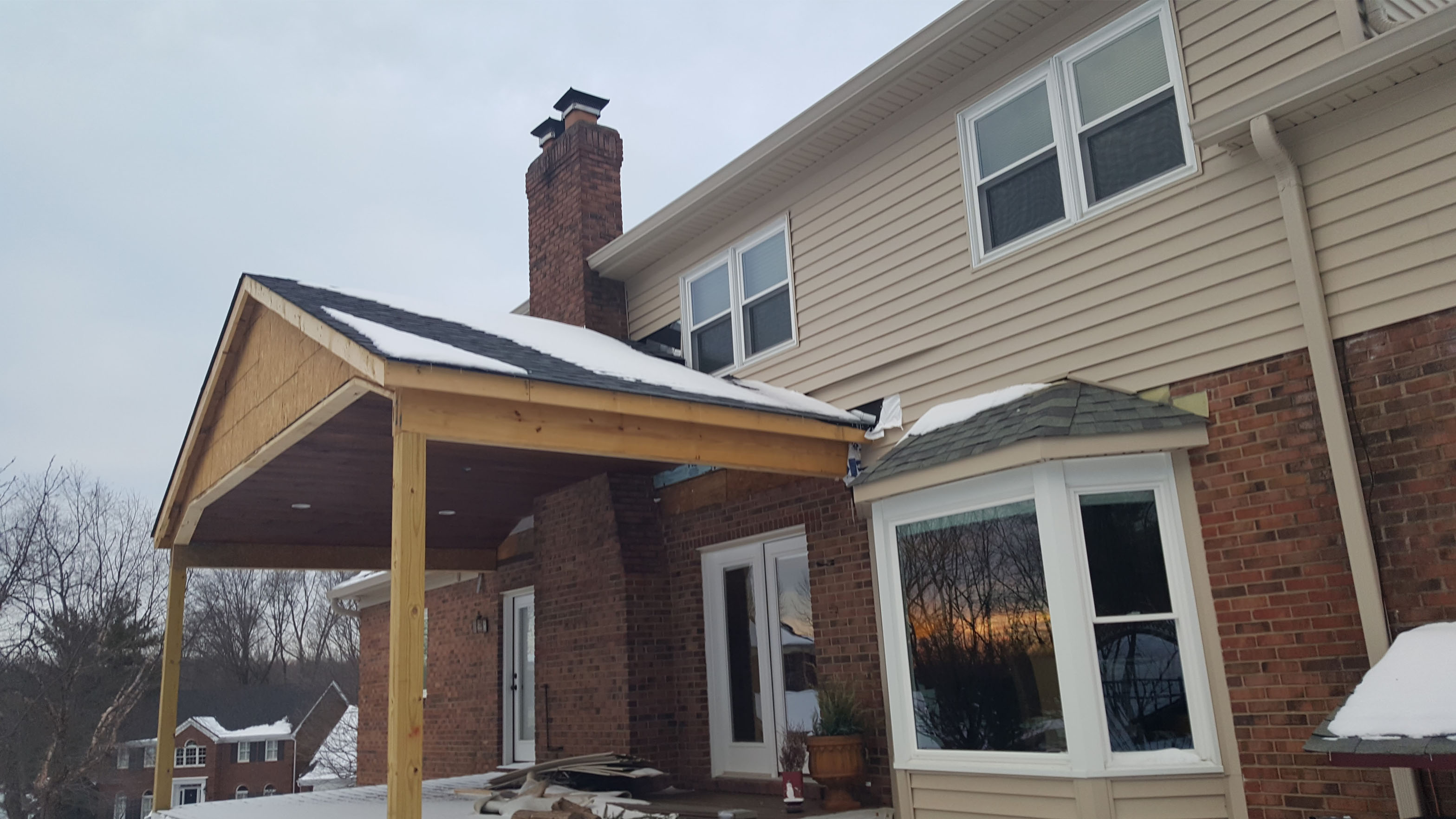 Reliable Building Solutions Decks and Enclosures Image 2