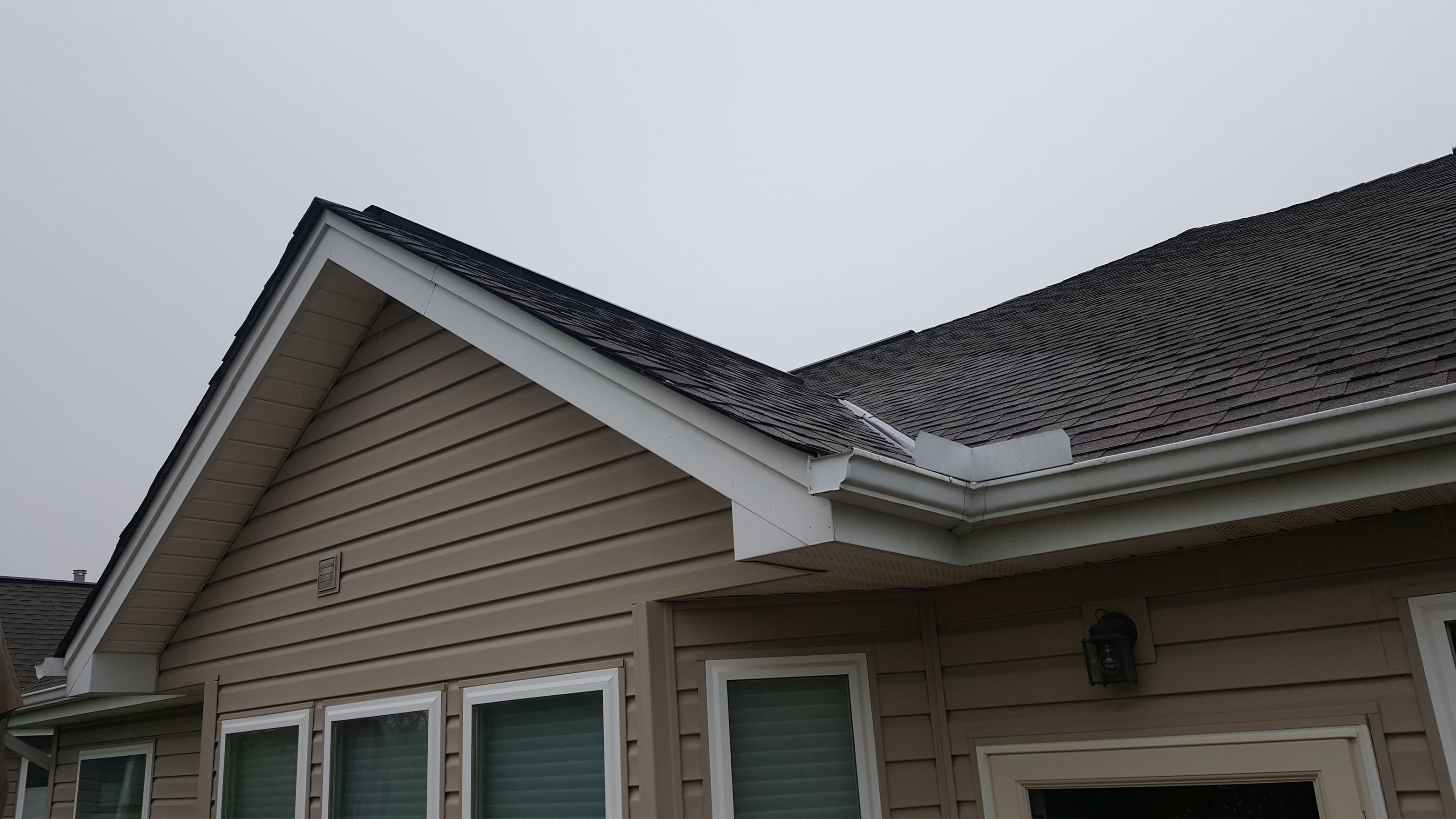 Reliable Building Solutions Decks and Enclosures Image 4