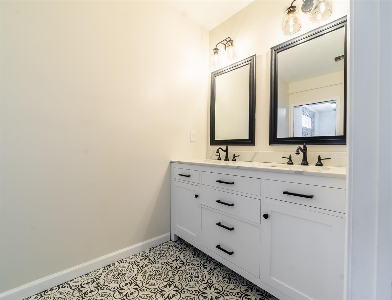 Reliable Building Solutions Flooring Image 5